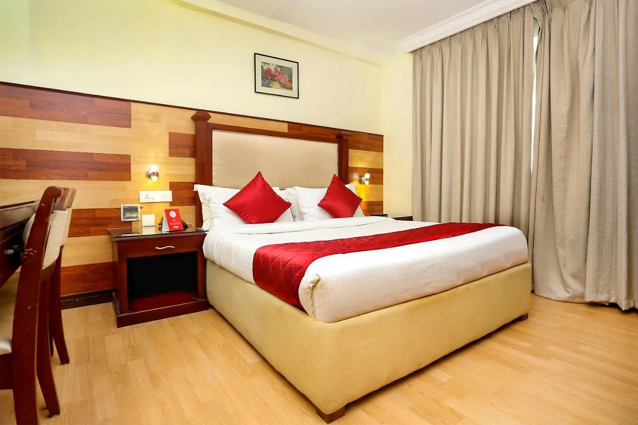 Oyo 10719 Mermaid Hotel Kochi